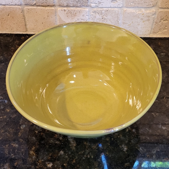 Hand Tossed High Sided Olive Green Seagrove, NC Bowl - Picture 5 of 16